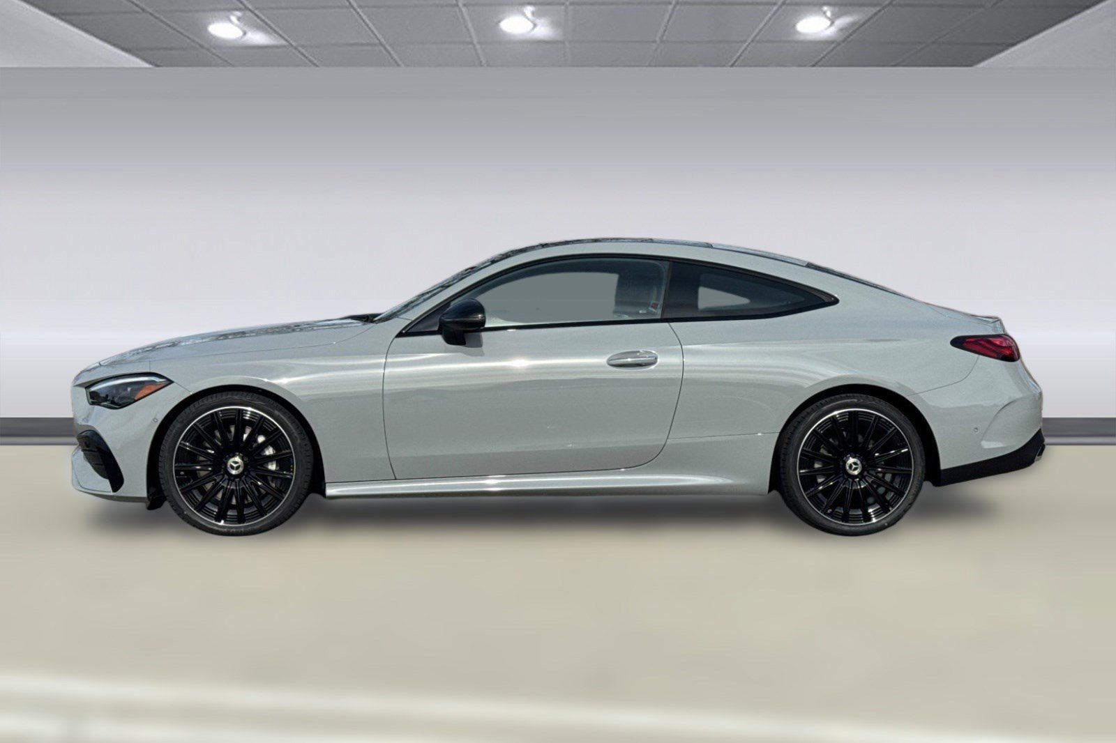 New 2026 Mercedes-Benz CLE 450 4MATIC Coupe image 2