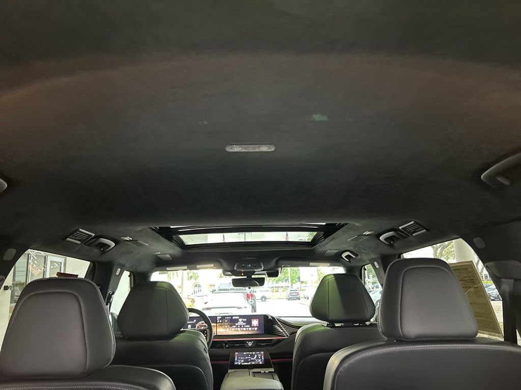 Used 2025 INFINITI QX80 Autograph w/ Premium Cargo Package AWD/4WD image 51