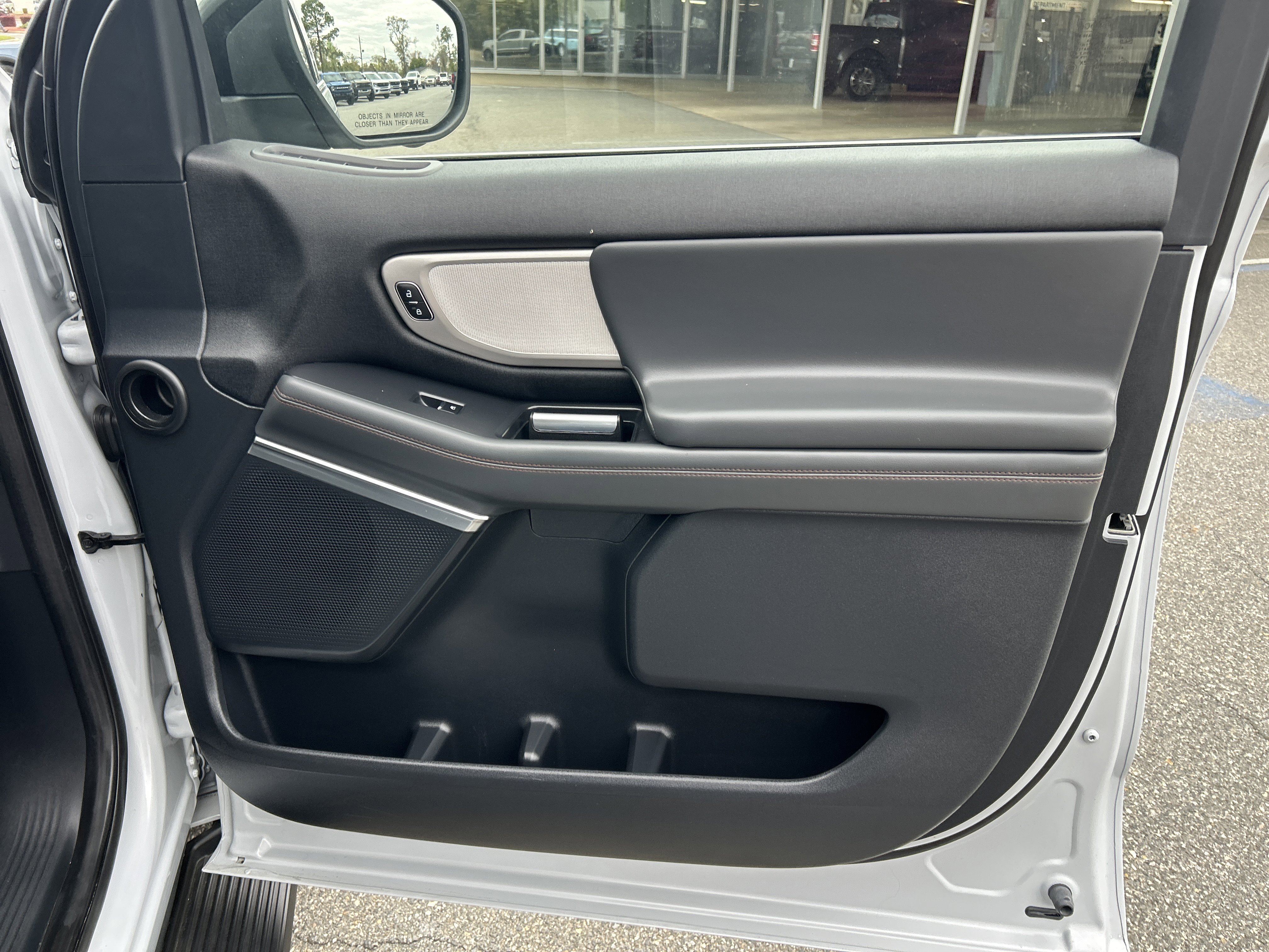 Certified 2025 Ford Expedition Max Active image 23