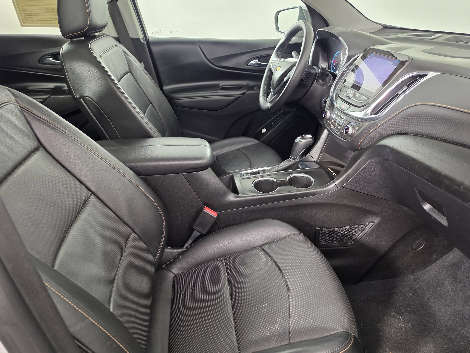Used 2018 Chevrolet Equinox Premier FWD image 45