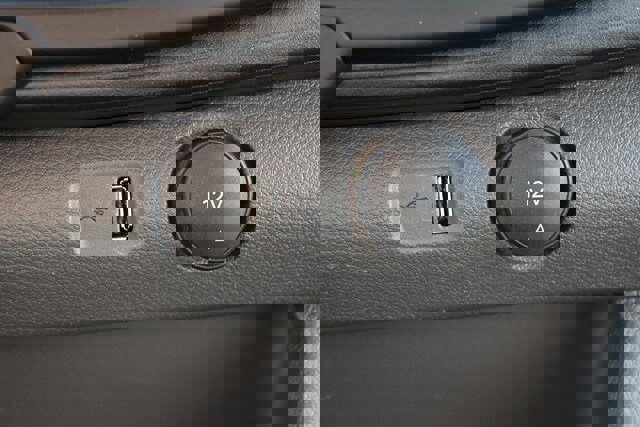 Used 2024 Ford Transit 250 Low Roof w/ Exterior Upgrade Package image 27