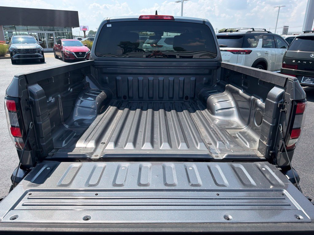 Used 2023 Nissan Frontier S w/ Technology Package AWD/4WD image 5