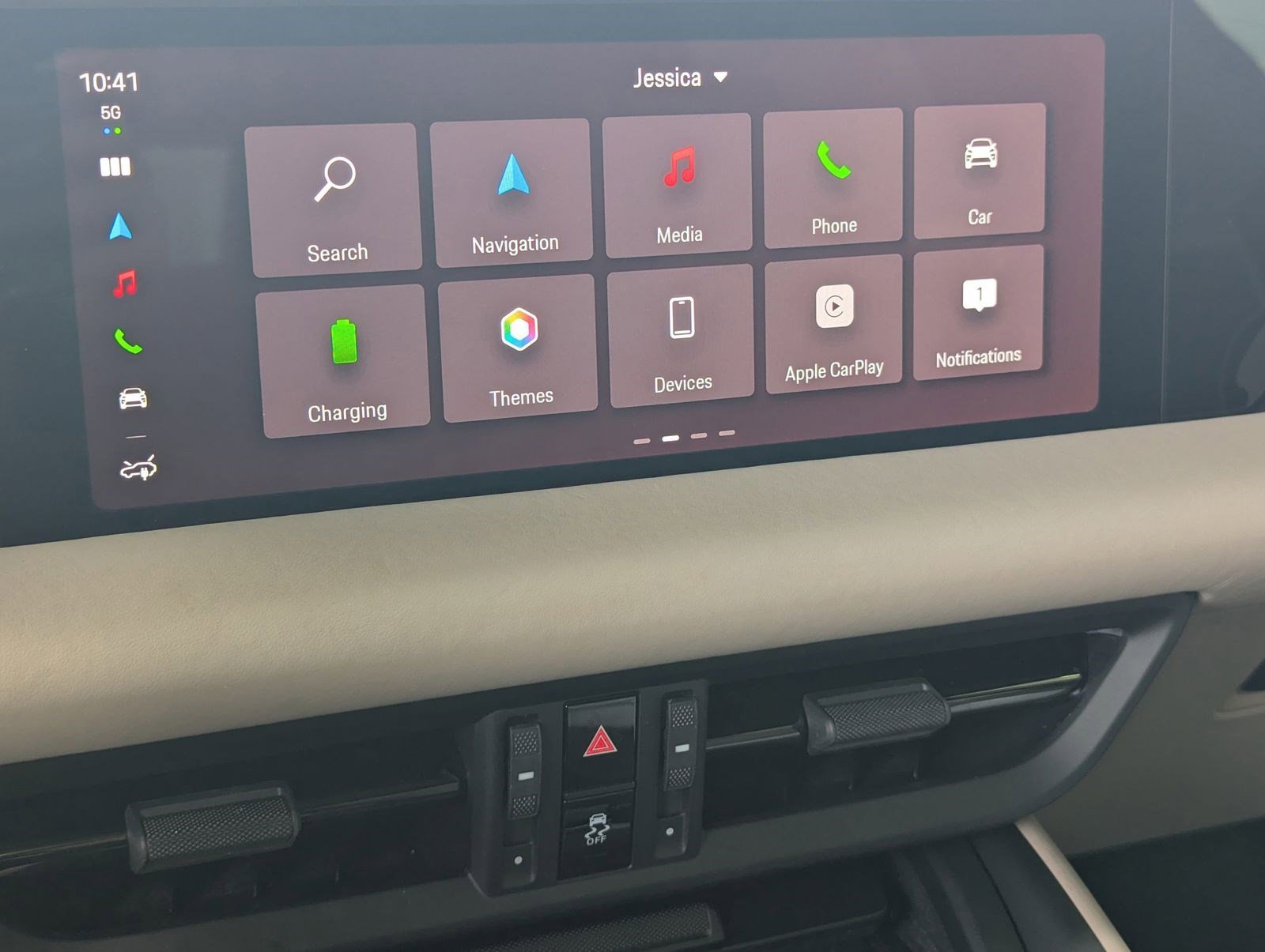 Used 2024 Porsche Macan 4 Electric image 27