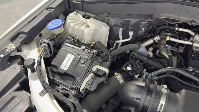 Used 2021 Ford Explorer XLT w/ Equipment Group 202A RWD image 36