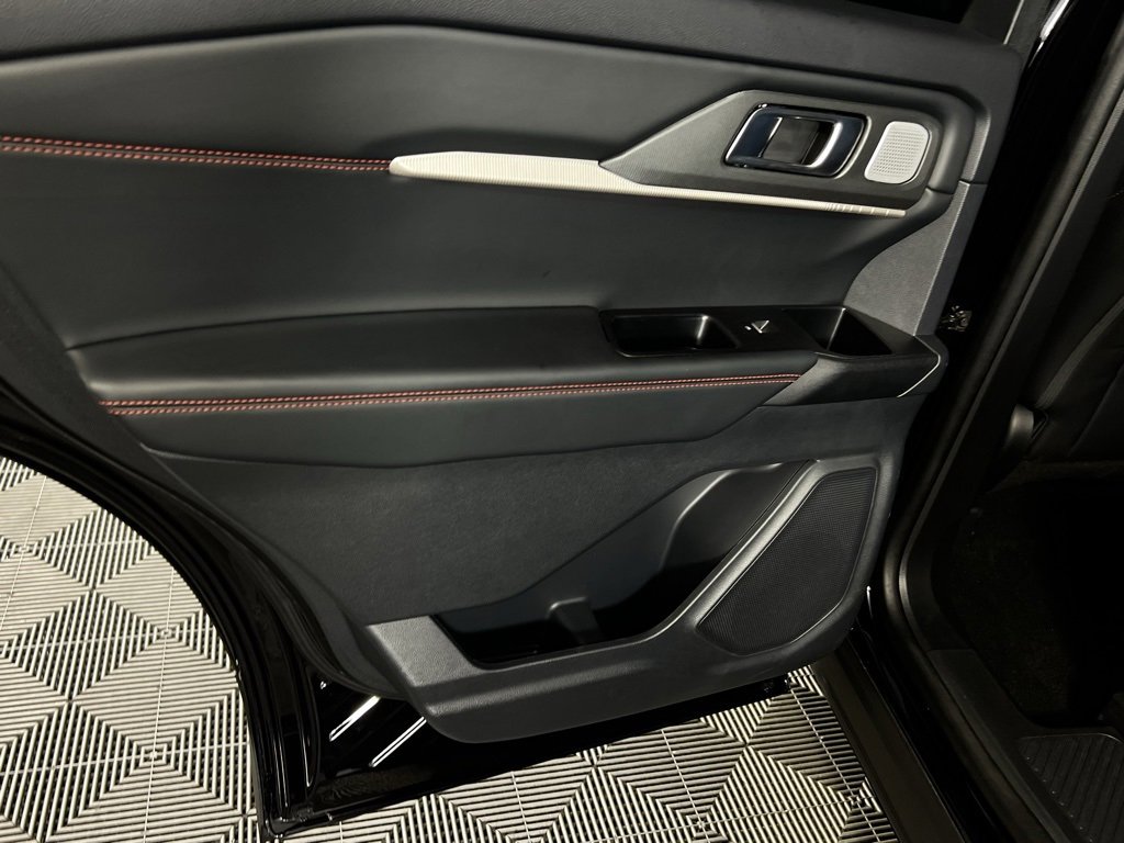 Used 2025 Ford Explorer ST w/ Sun And Sound Package image 27