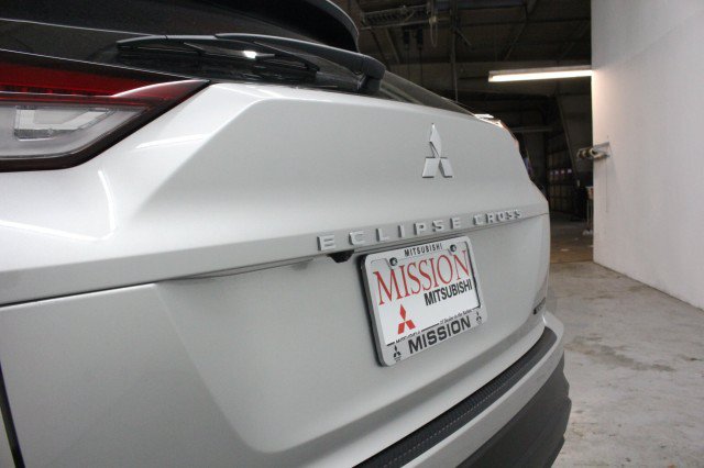 New 2026 Mitsubishi Eclipse Cross LE AWD/4WD image 4