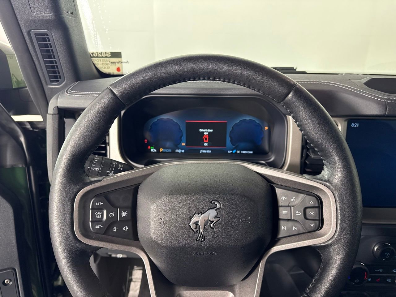 Used 2025 Ford Bronco Outer Banks image 21