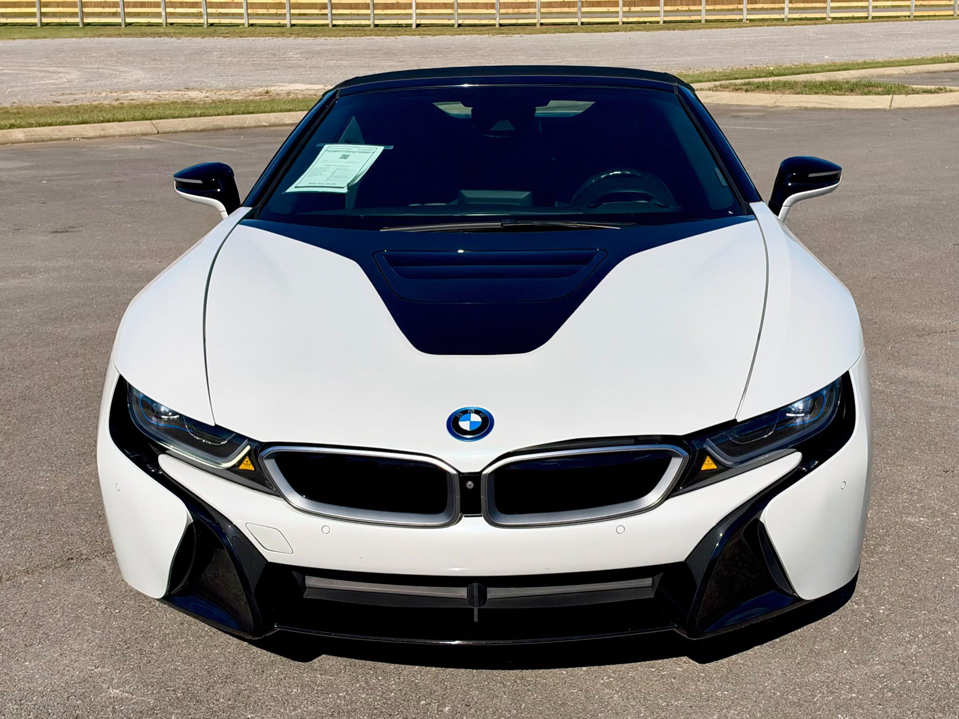 Used 2019 BMW i8 Roadster AWD/4WD image 16