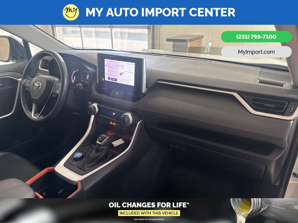 Used 2024 Toyota RAV4 Adventure image 29