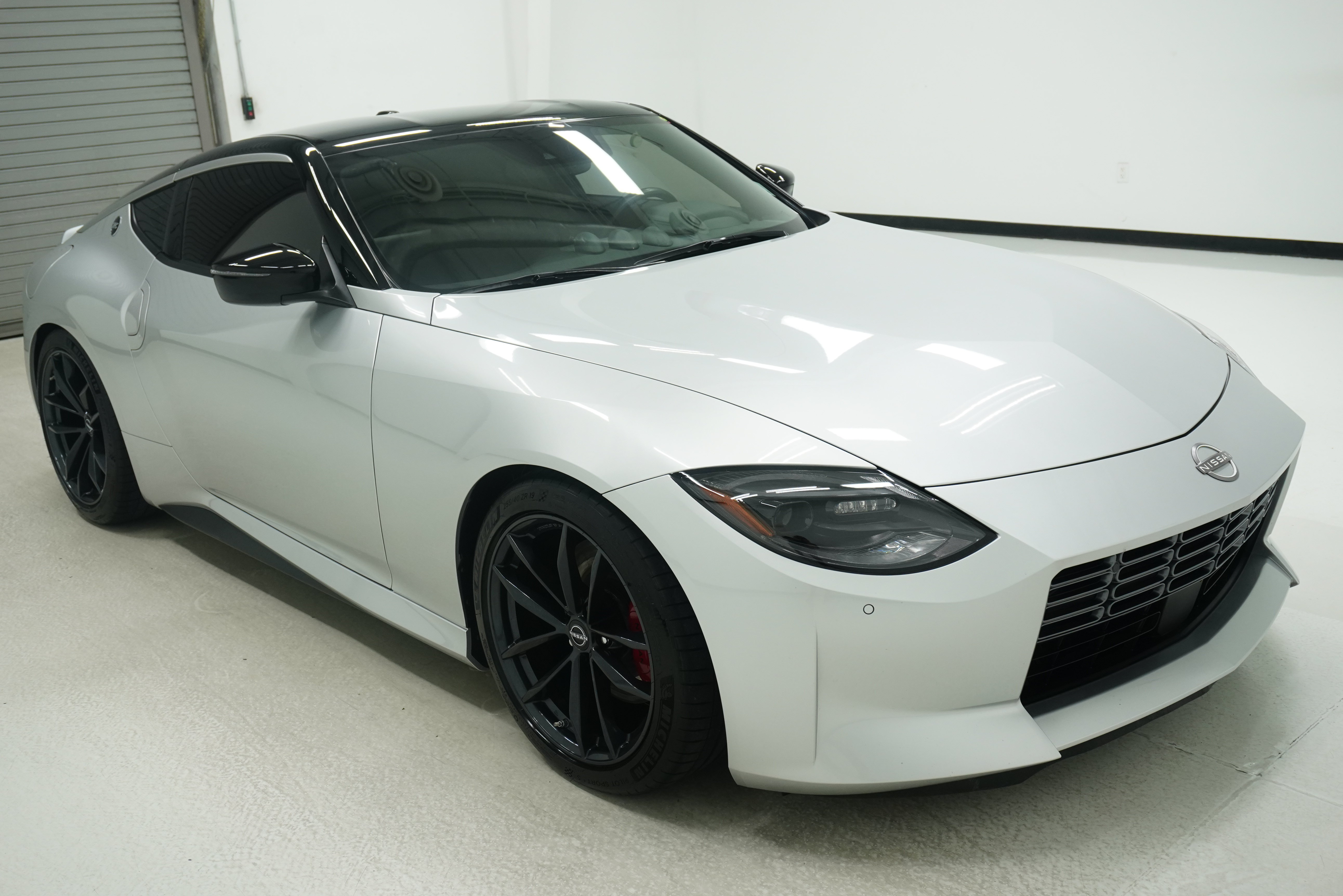 Used 2023 Nissan Z w/ Floor Mat Package (L93) RWD image 3