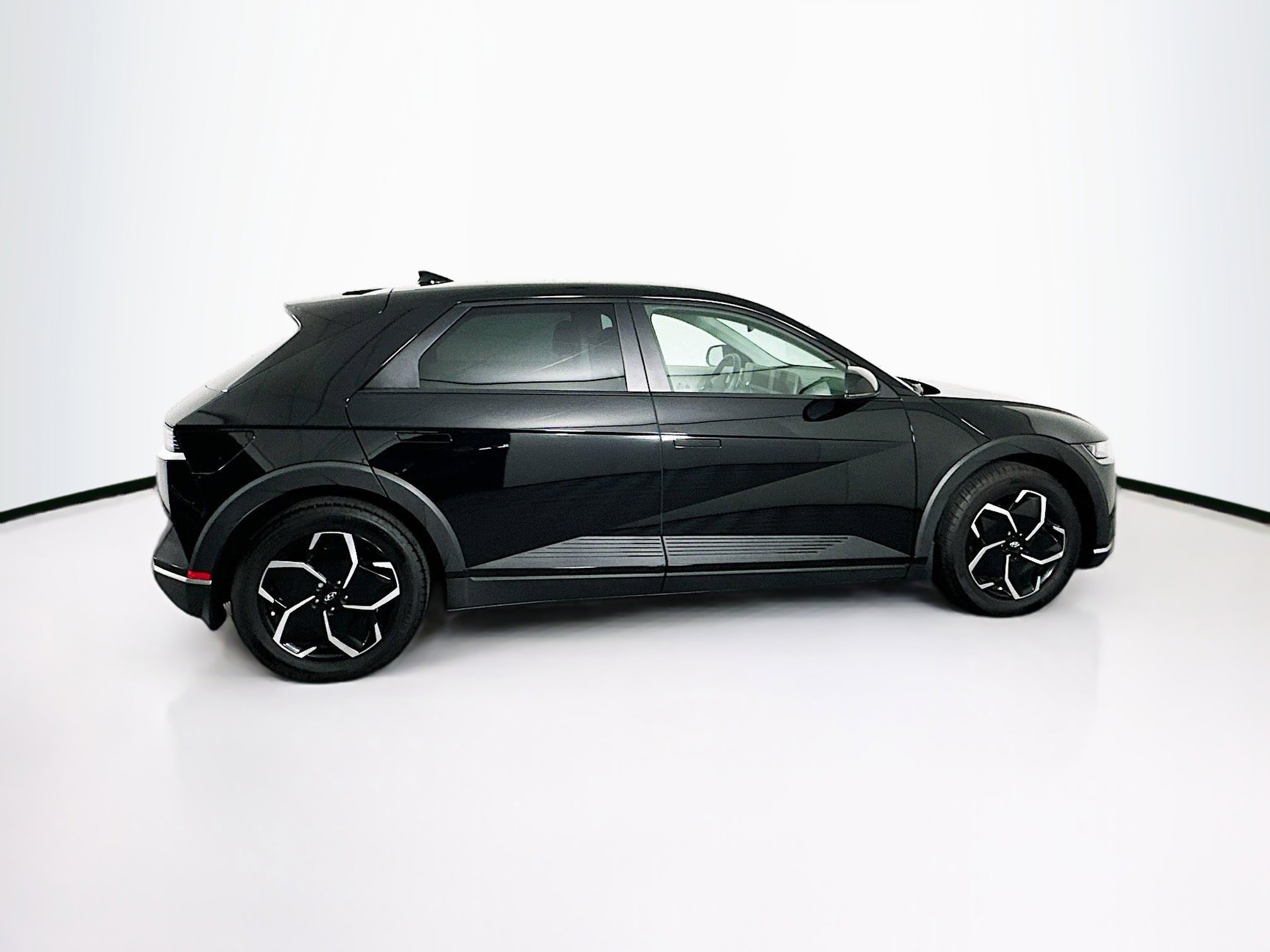 Used 2024 Hyundai Ioniq 5 SEL image 10