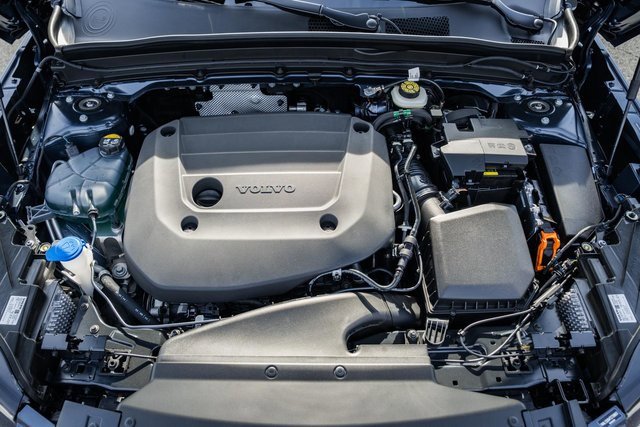 New 2026 Volvo XC40 B5 Ultra w/ Protection Package Premier image 19