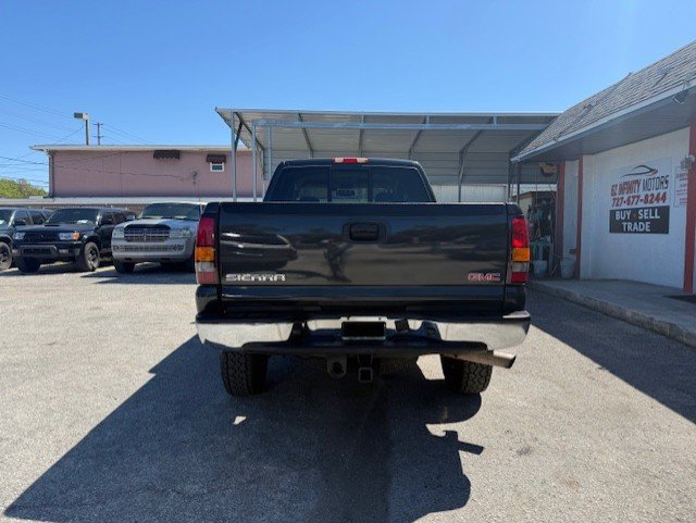Used 2005 GMC Sierra 2500 SLT image 5