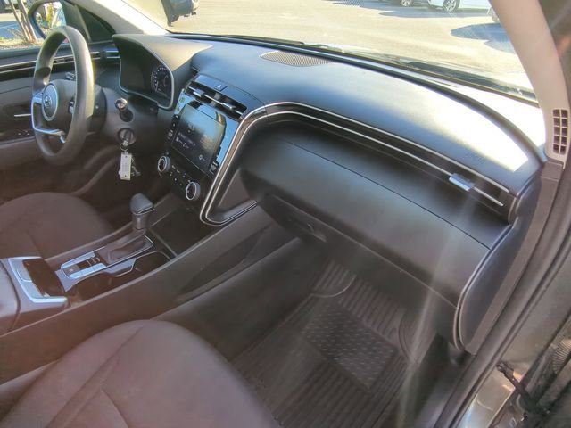 Used 2023 Hyundai Tucson SE image 40