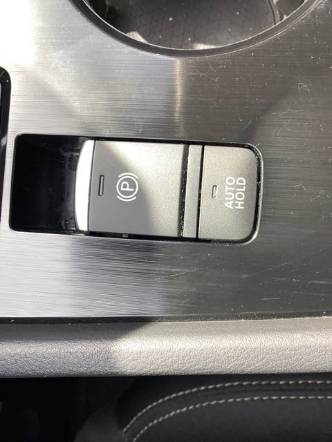 Used 2024 Nissan Rogue S image 23