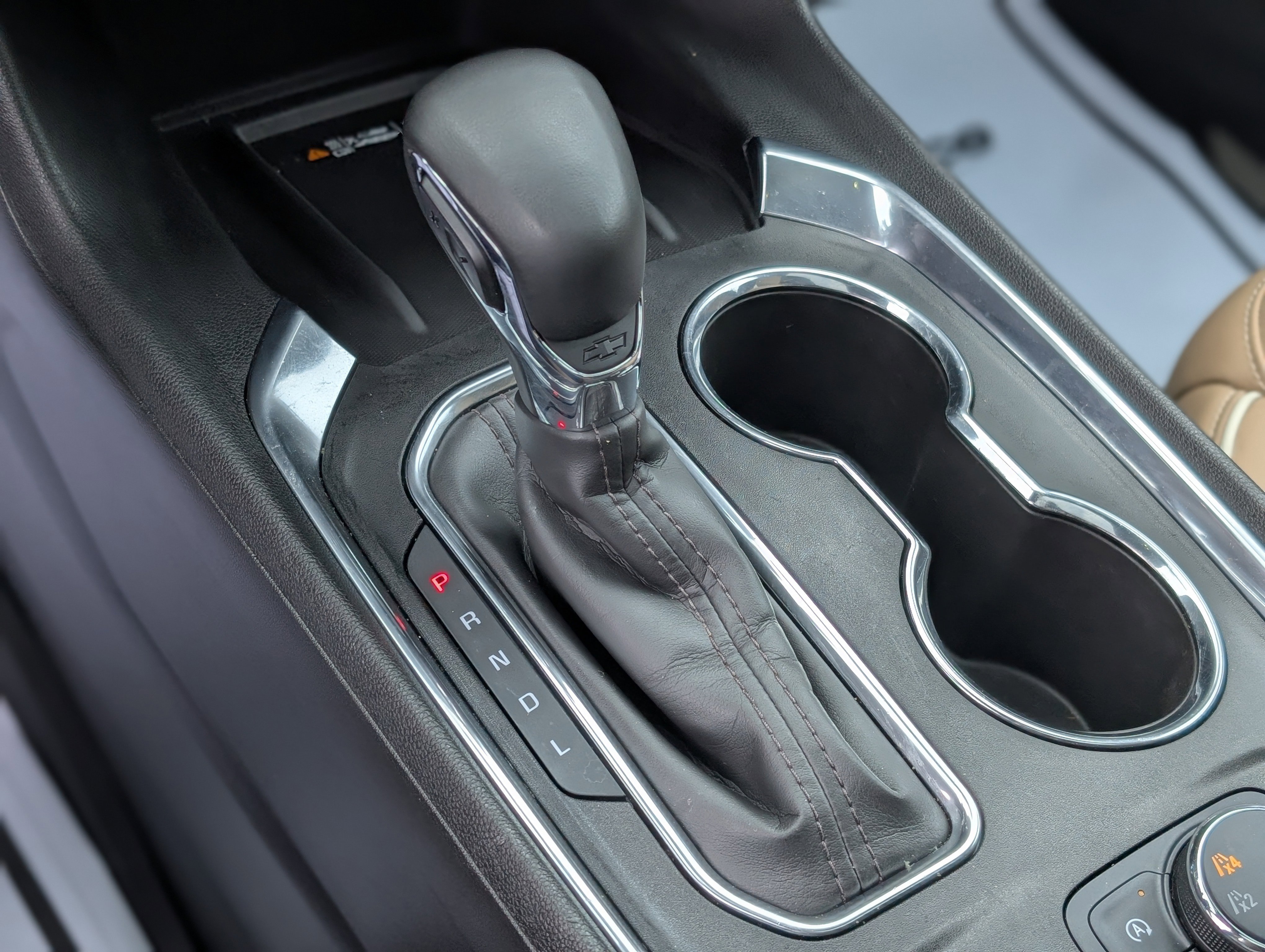 Used 2023 Chevrolet Traverse Premier image 27