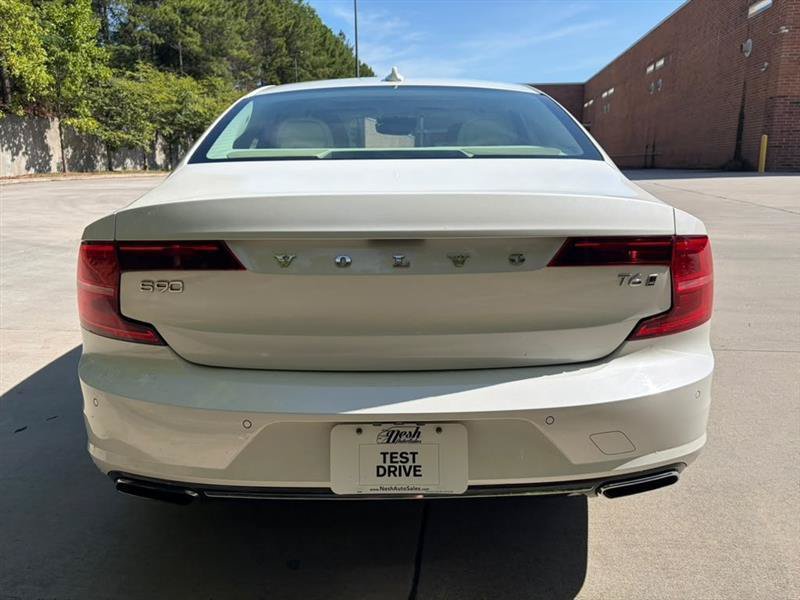Used 2017 Volvo S90 T6 Momentum w/ Vision Package AWD/4WD image 5
