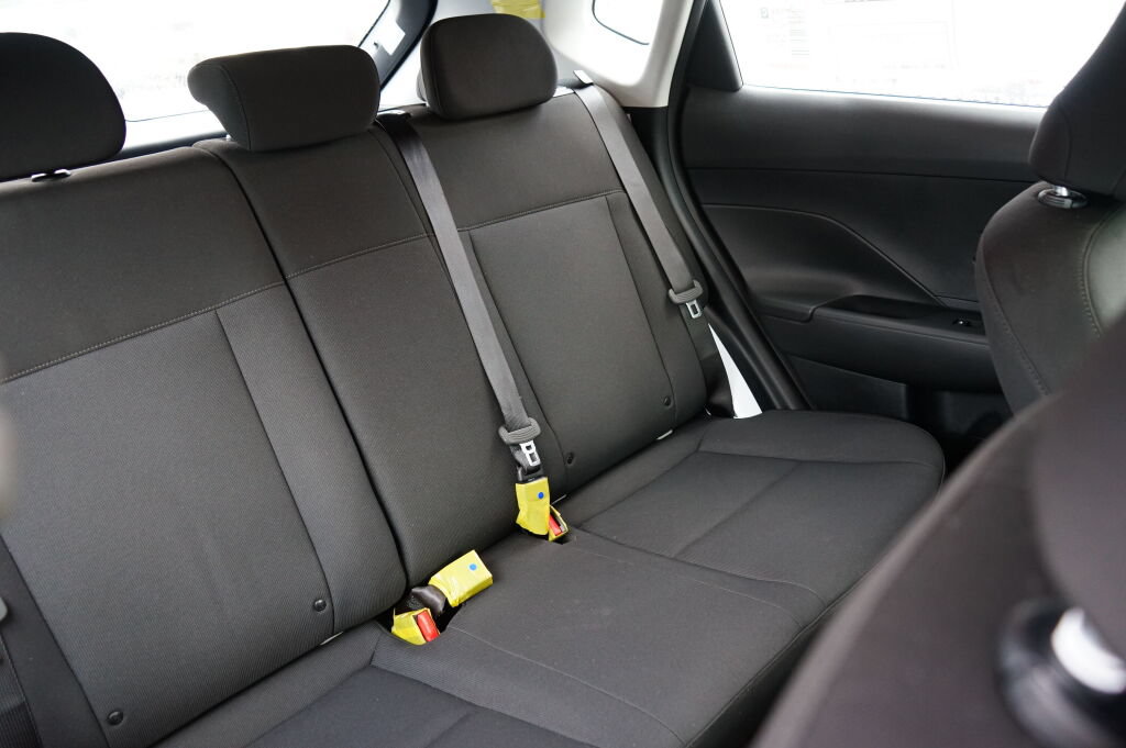 Used 2026 Hyundai Kona SE FWD image 24