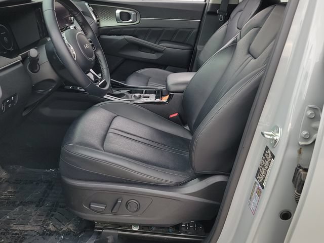 Certified 2023 Kia Sorento SX AWD/4WD image 9