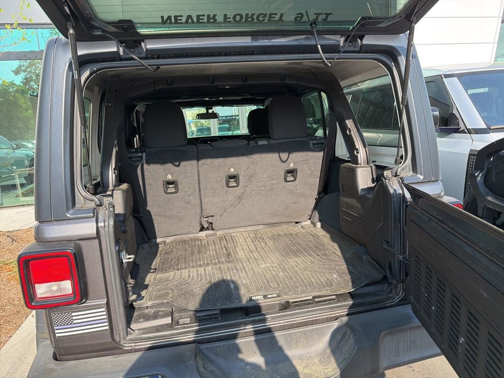 Used 2022 Jeep Wrangler Unlimited Sport image 5