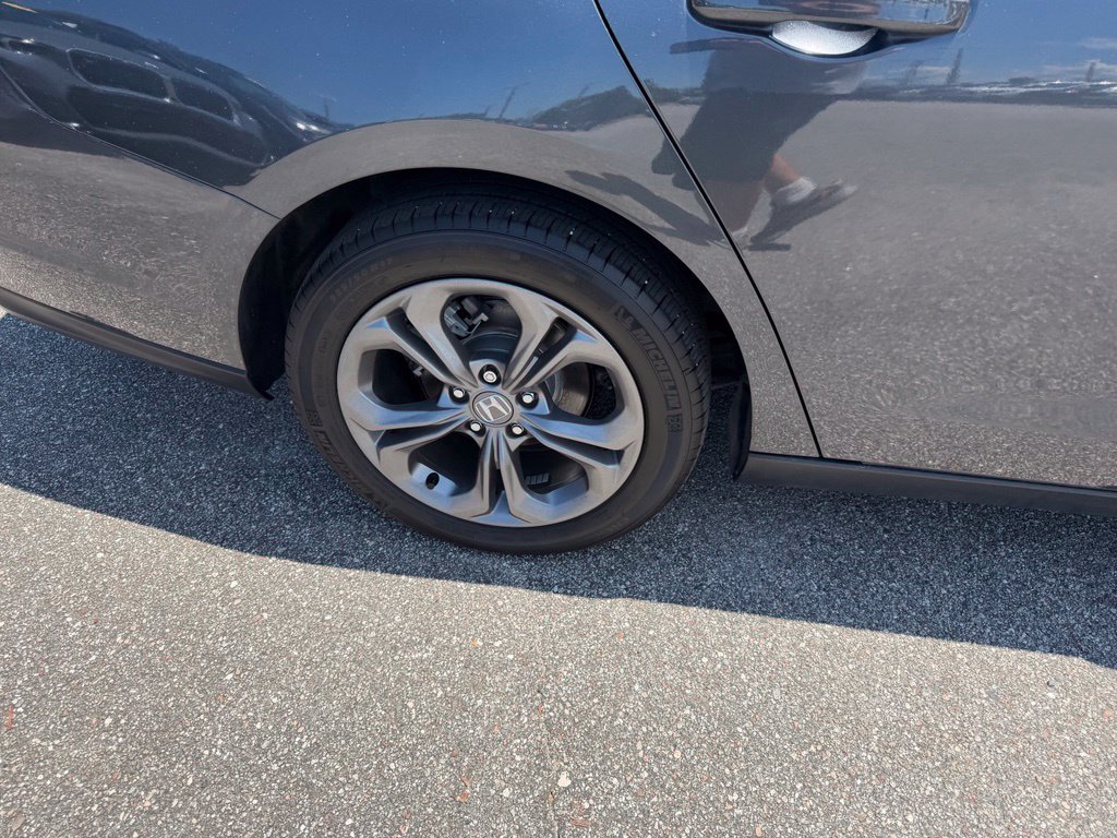 Used 2024 Honda Accord EX image 5