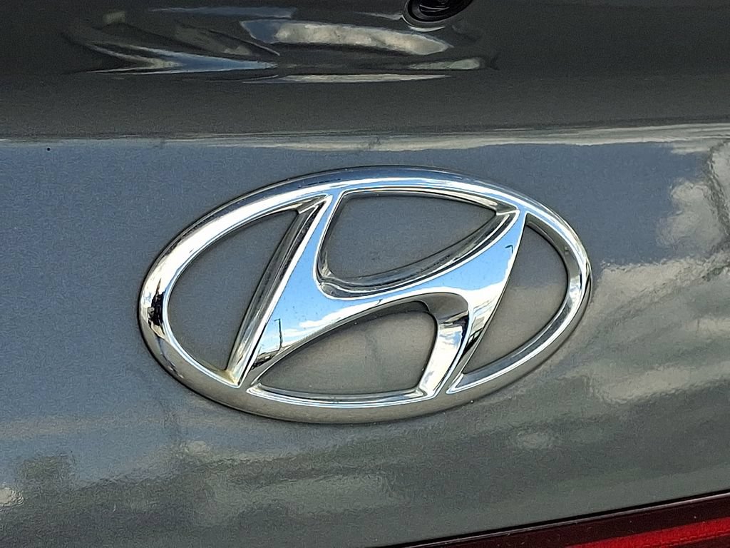 Used 2023 Hyundai Sonata Limited w/ Cargo Package FWD image 38