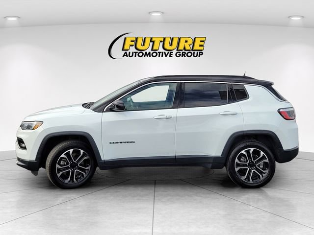 Used 2024 Jeep Compass Limited image 8