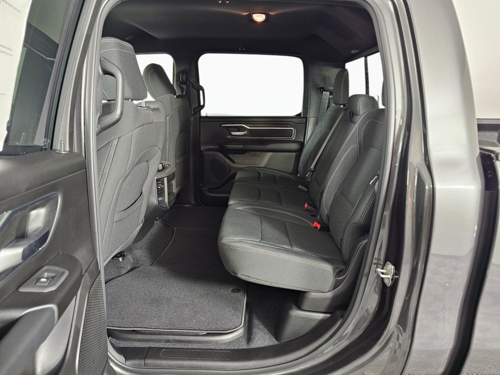 New 2026 RAM 1500 Big Horn AWD/4WD image 33