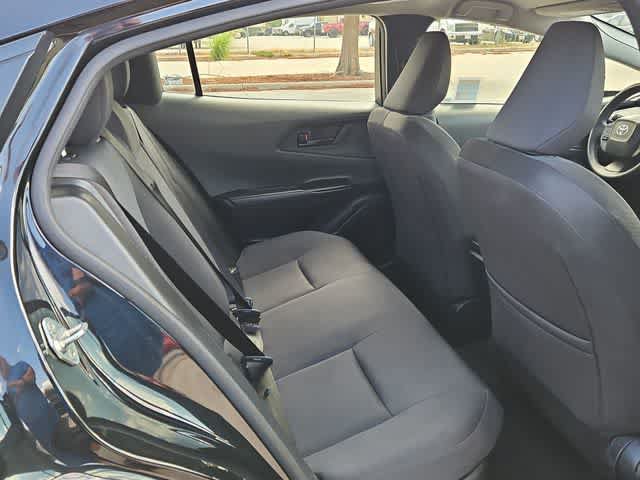 Used 2025 Toyota Prius LE FWD image 17