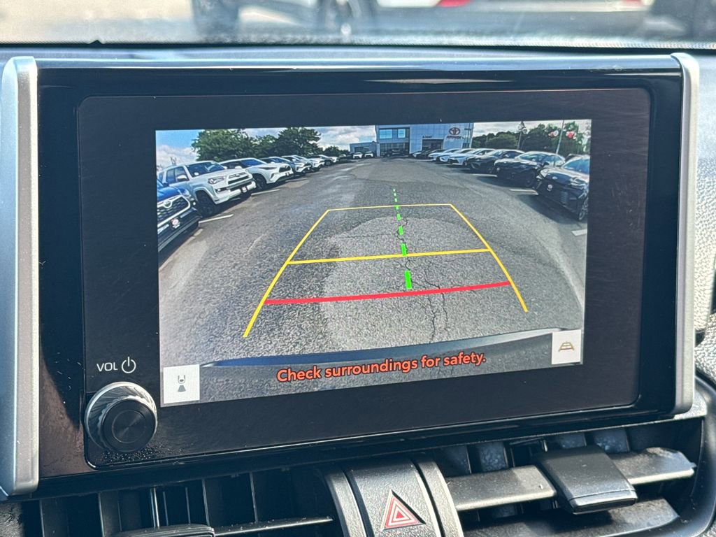 Used 2025 Toyota RAV4 XLE AWD/4WD image 23
