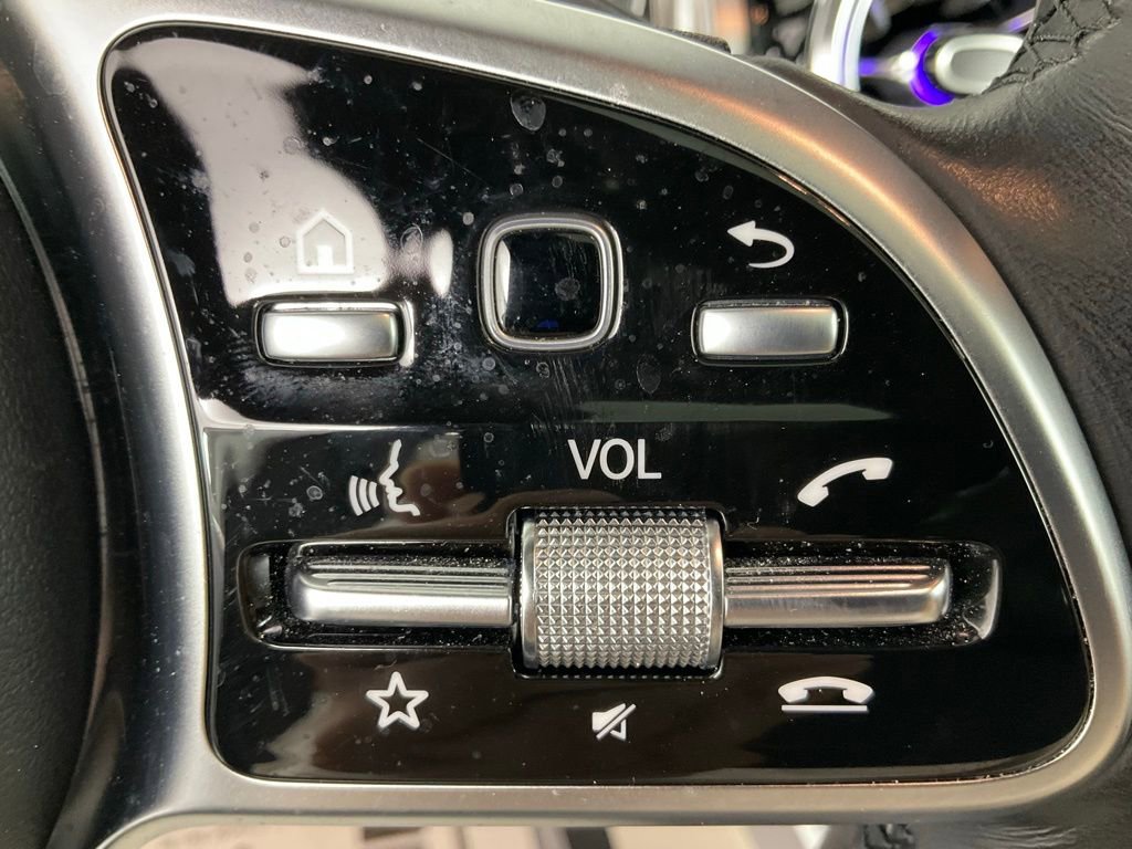 Used 2023 Mercedes-Benz GLB 250 4MATIC image 18