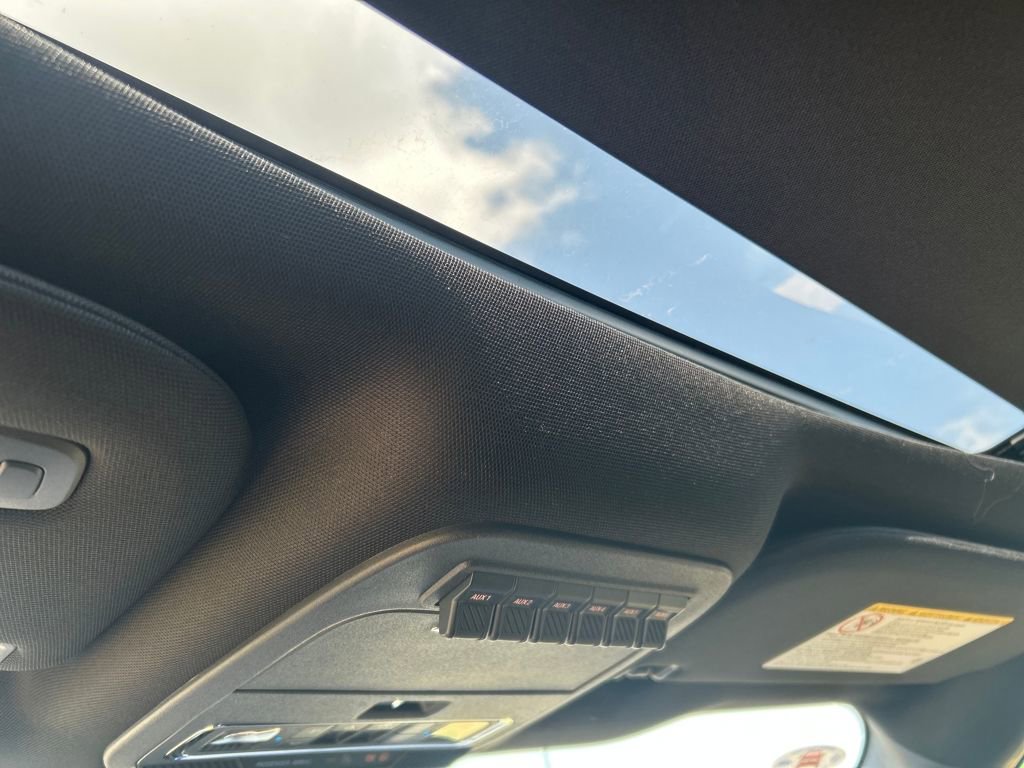 New 2025 Ford F250 Platinum w/ FX4 Off-Road Package image 23