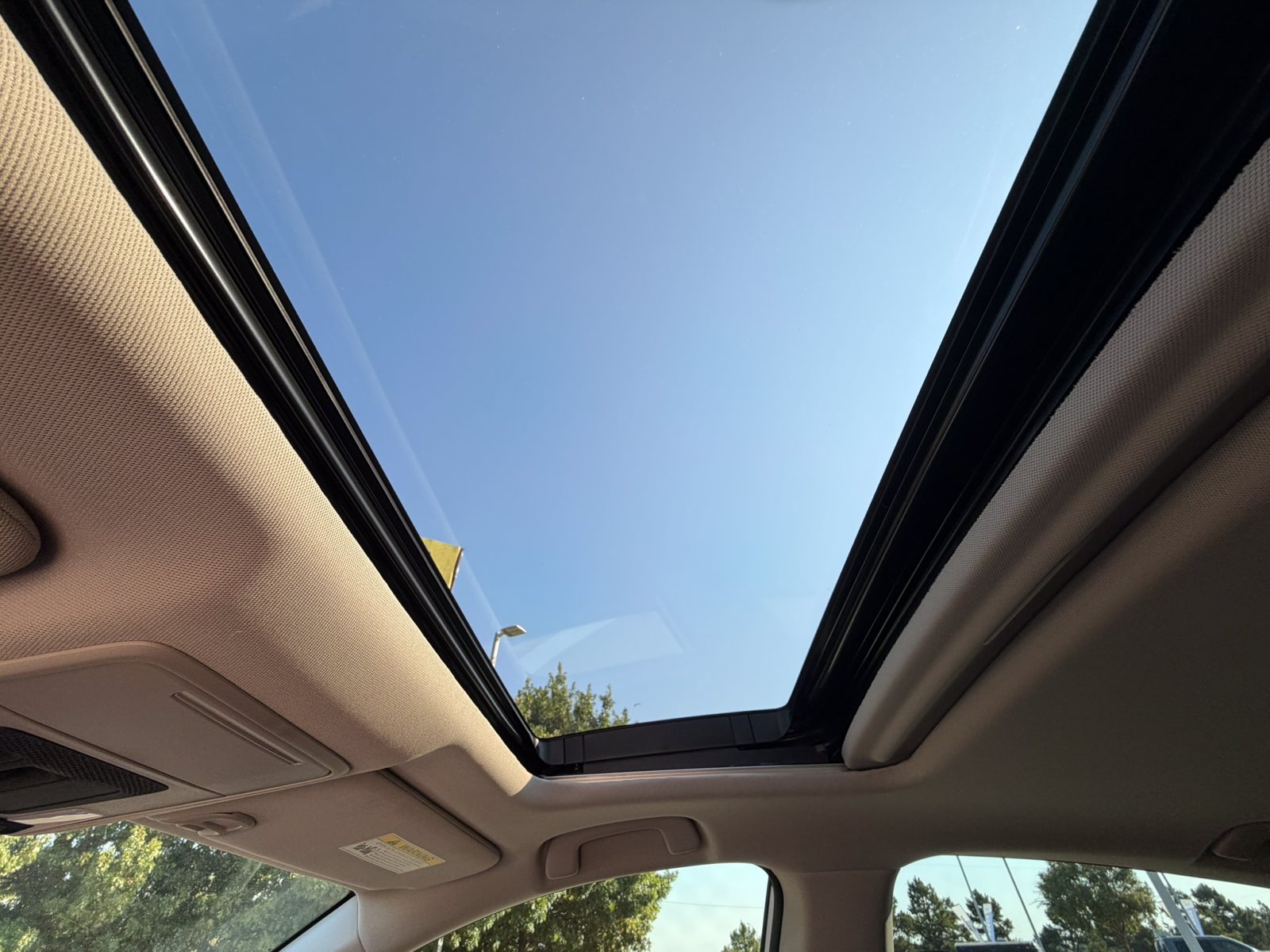 Certified 2023 Honda Accord EX image 24