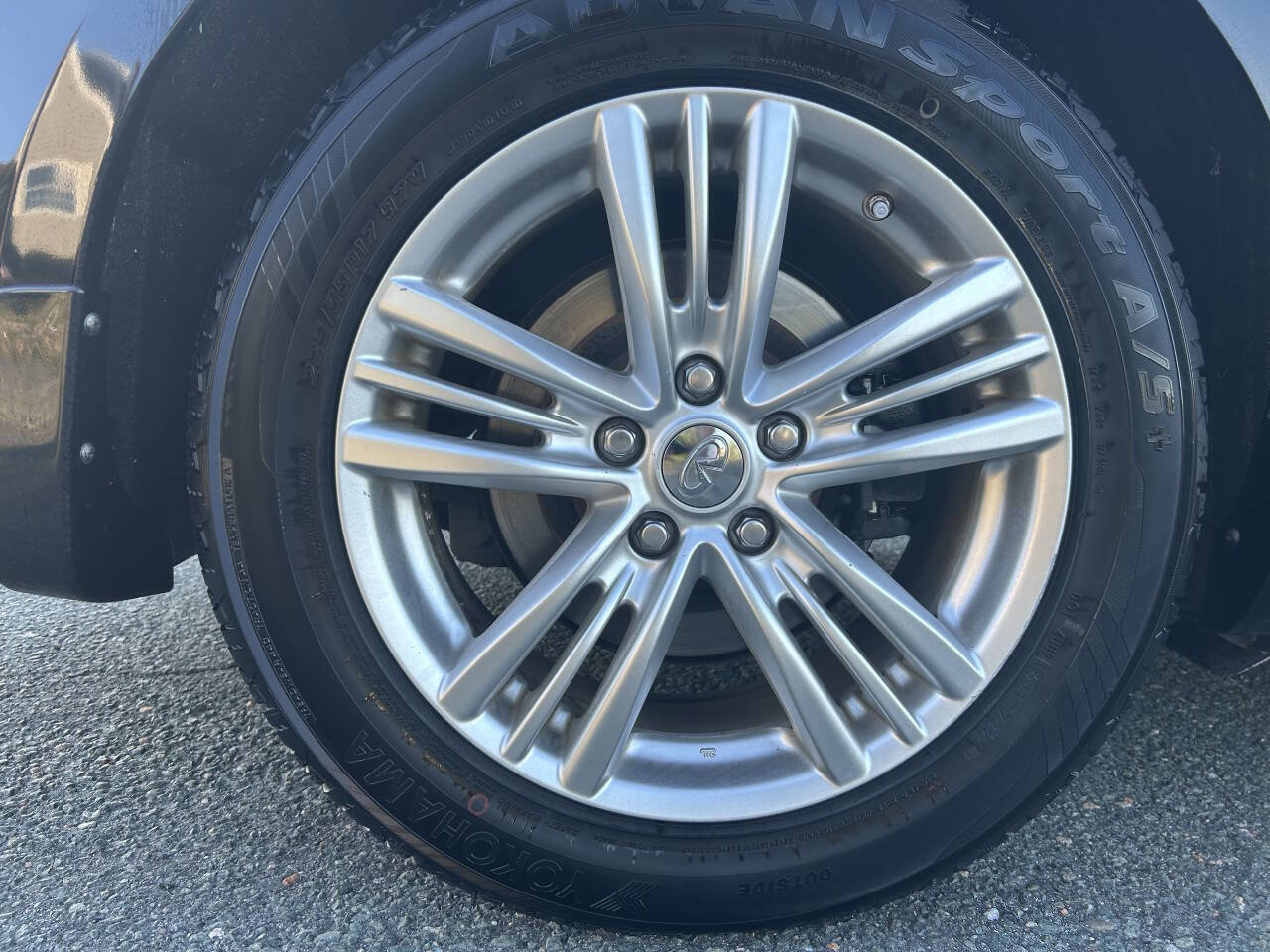 Used 2012 INFINITI G37 x Sedan w/ Premium Pkg image 32