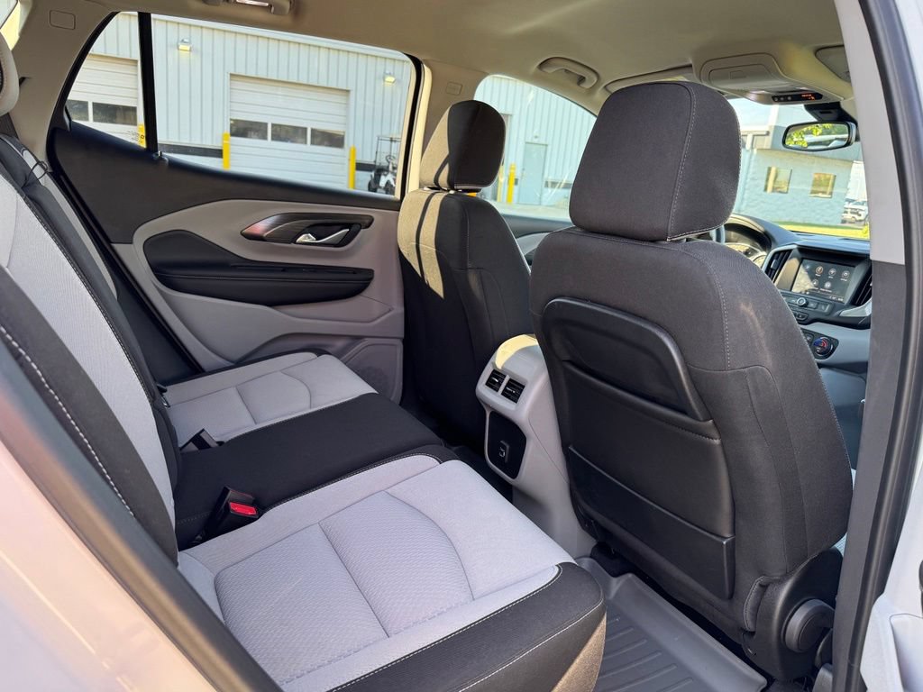 Used 2022 GMC Terrain SLE w/ Driver Convenience Package FWD image 13
