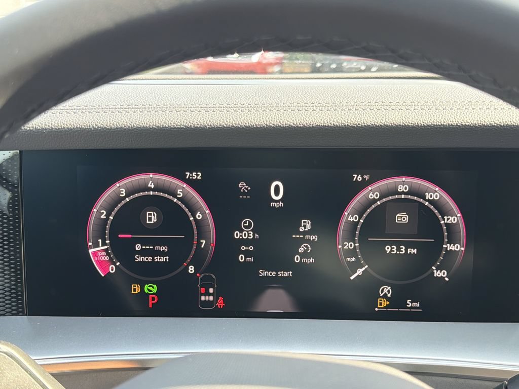 New 2026 Volkswagen Tiguan SE R-Line FWD image 27