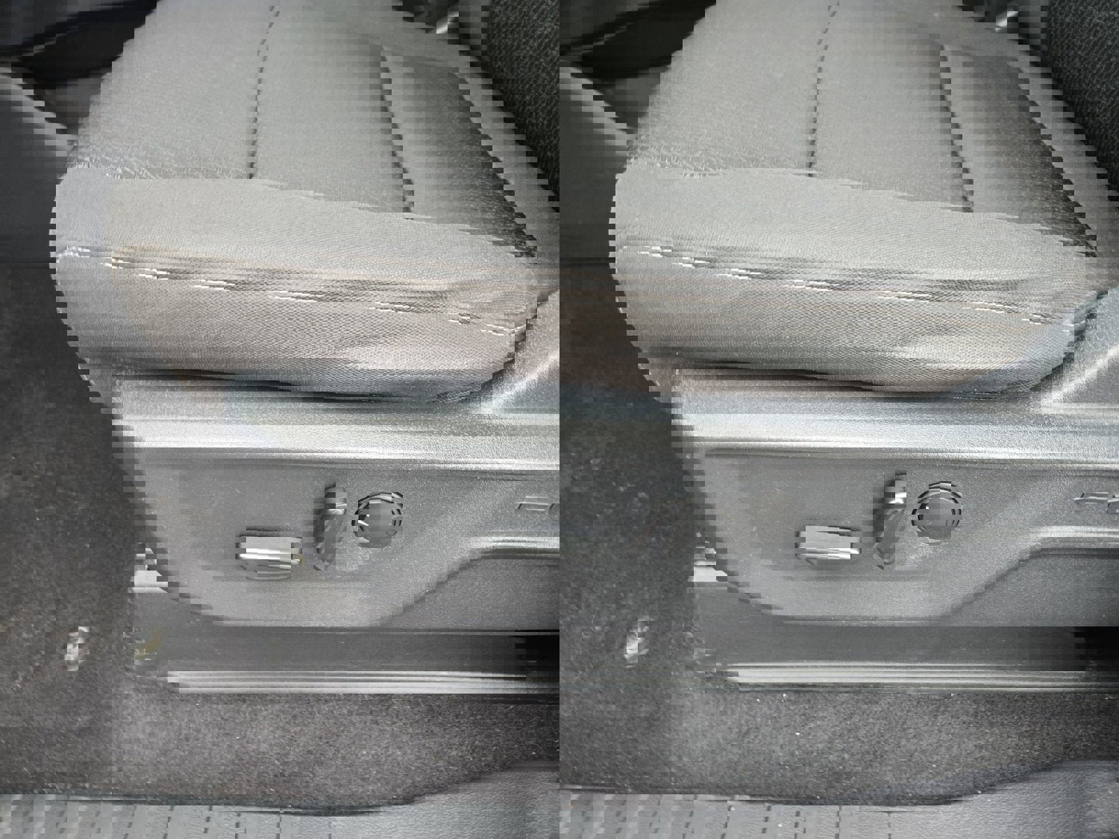 Certified 2023 Ford F150 XLT w/ Equipment Group 302A High image 12