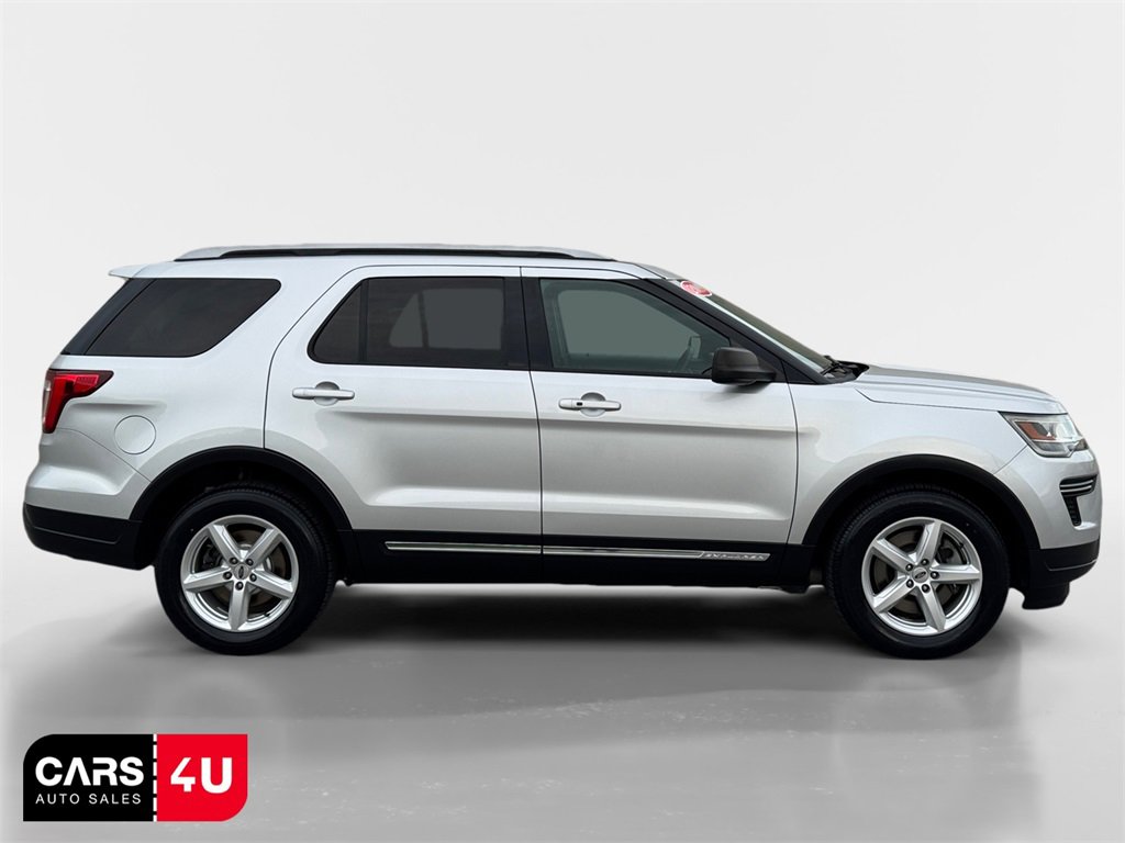 Used 2019 Ford Explorer XLT image 8