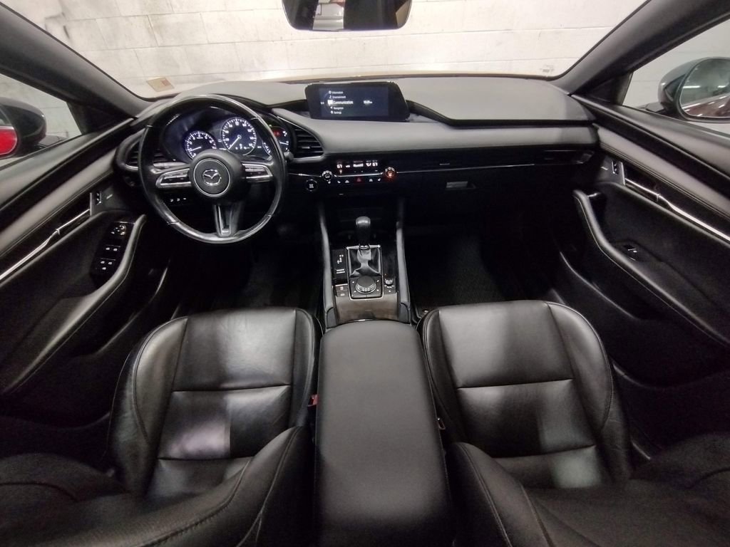 Used 2021 MAZDA MAZDA3 Hatchback w/Premium Plus Pkg image 43