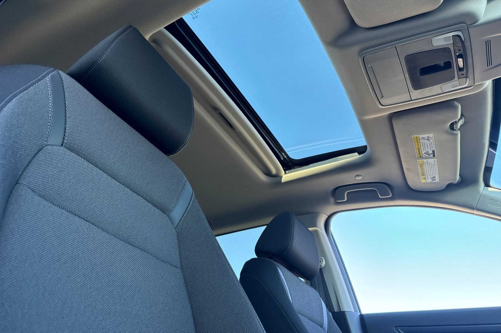 Used 2025 Honda CR-V EX image 15