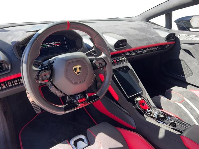 Used 2023 Lamborghini Huracan Tecnica image 12