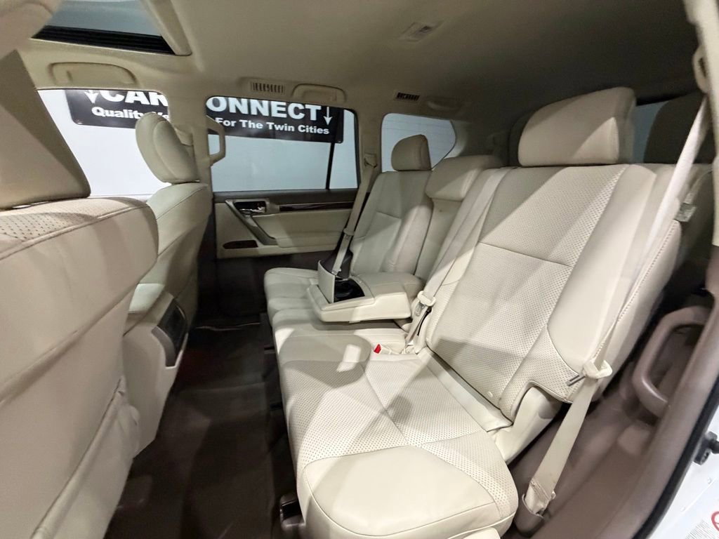 Used 2012 Lexus GX 460 w/ Comfort Plus Pkg image 31