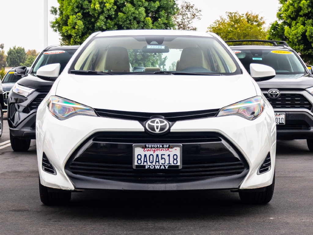 Used 2017 Toyota Corolla LE w/ Carpet Mat Package (TMS) FWD image 2