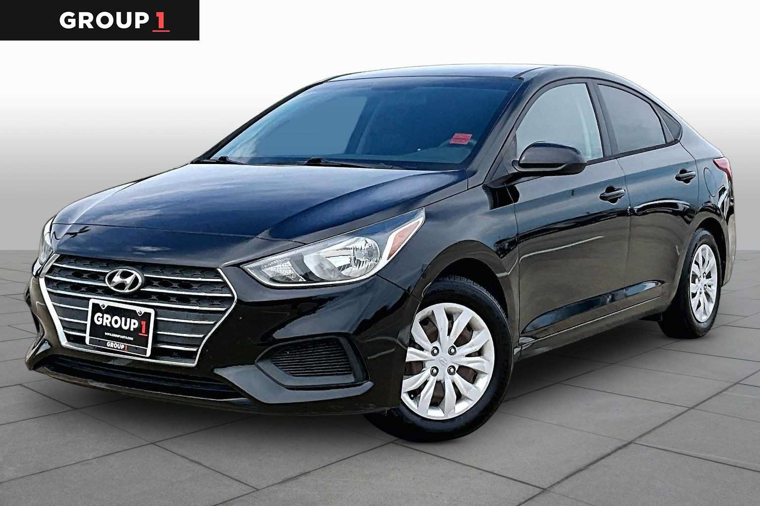 Used 2021 Hyundai Accent SE FWD image 1