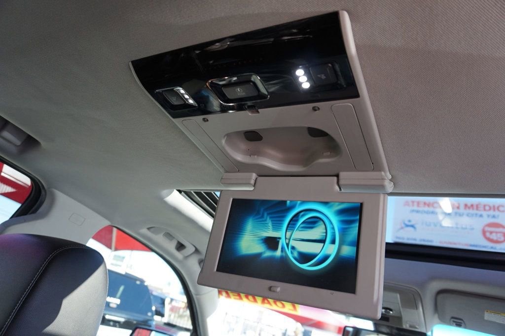 Used 2016 Chevrolet Suburban LTZ AWD/4WD image 23