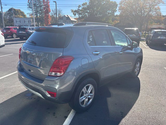 Used 2019 Chevrolet Trax LT w/ LT Convenience Package AWD/4WD image 5
