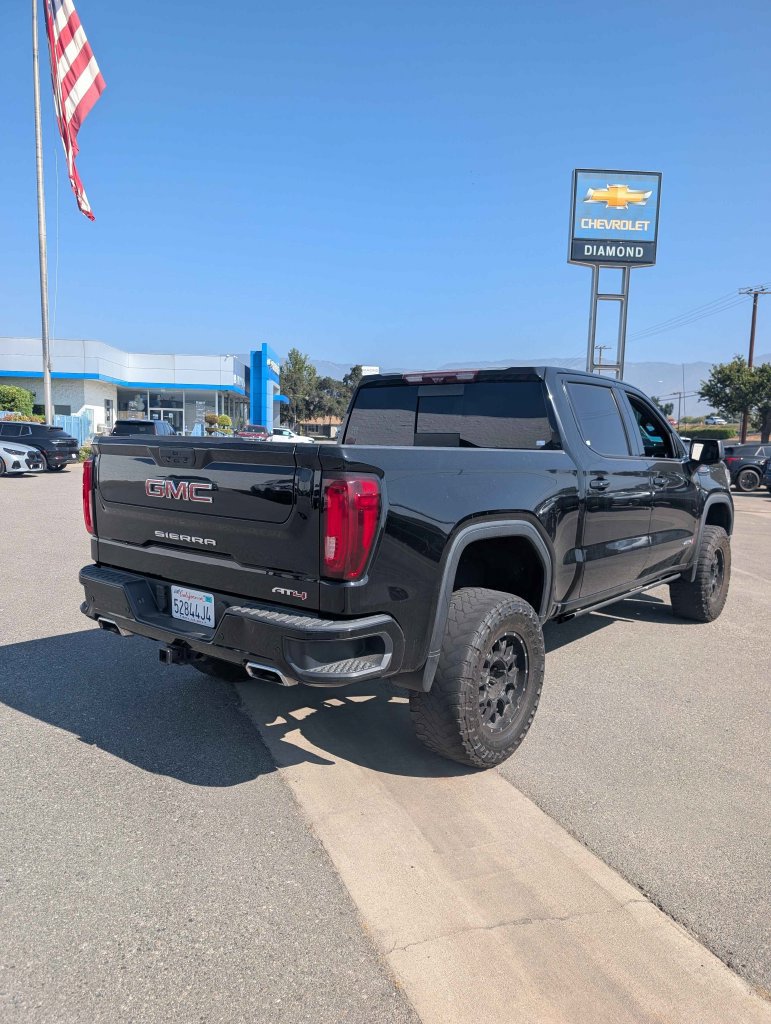 Used 2021 GMC Sierra 1500 AT4 w/ AT4 Value Package AWD/4WD image 3