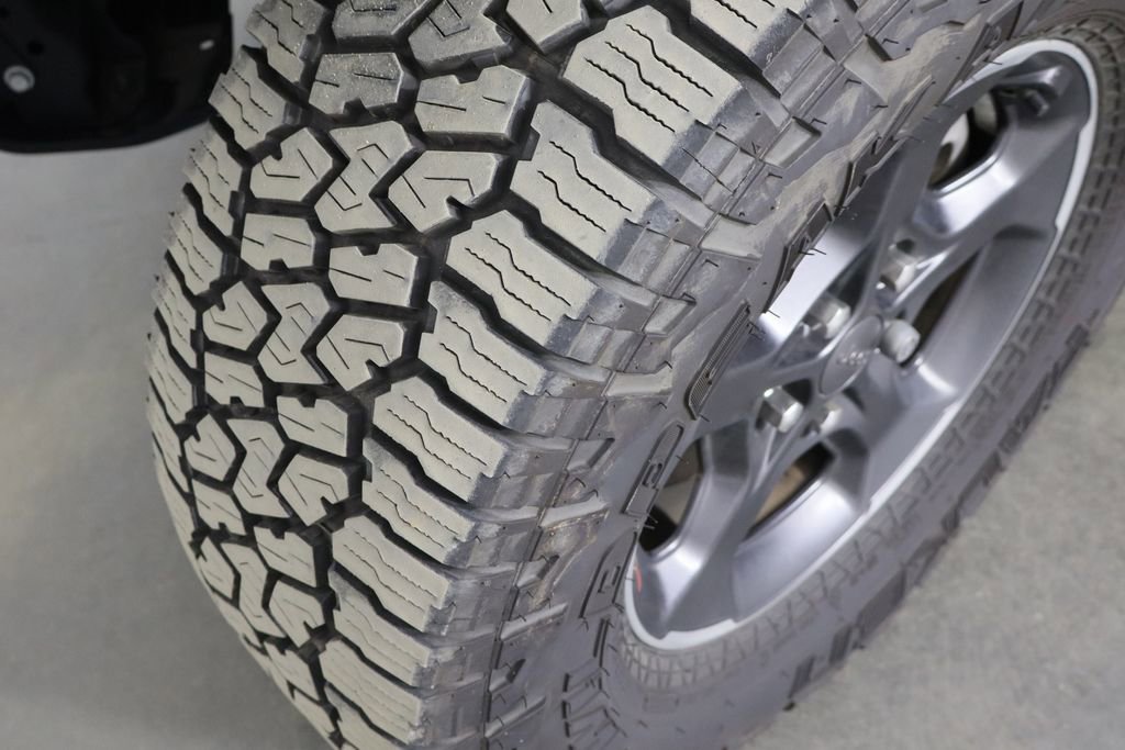 Used 2022 Jeep Gladiator Rubicon w/ Cold Weather Group image 37