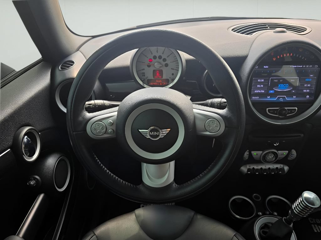 Used 2009 MINI Cooper John Cooper Works FWD image 26