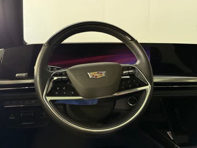 Used 2026 Cadillac Escalade Luxury AWD/4WD image 21
